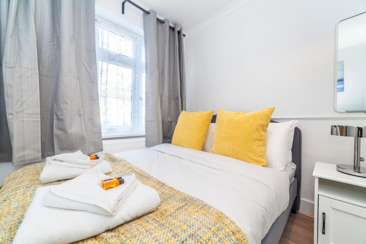 Autonomous 2 Bdr Apartment With Garden And Parking Энфилд Экстерьер фото