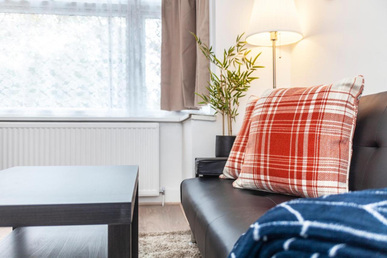 Autonomous 2 Bdr Apartment With Garden And Parking Энфилд Экстерьер фото